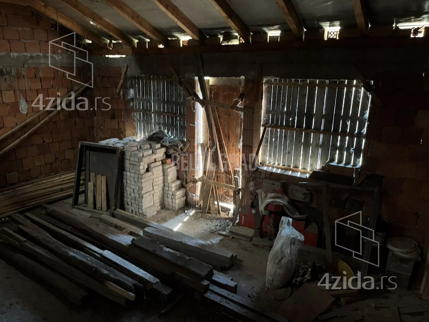 Kuća | 4zida