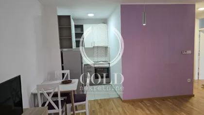 Heroja Pinkija | 4zida.rs