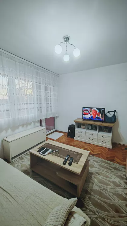 Milana Ajvaza | 4zida.rs