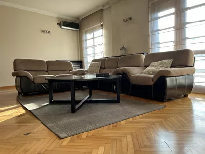 Pjarona de Mondezira (Tadeuša Košćuška) | 4zida.rs