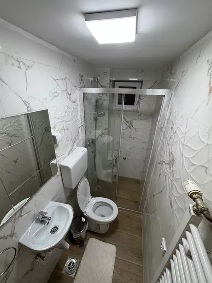 Jelene Glavaški | 4zida.rs