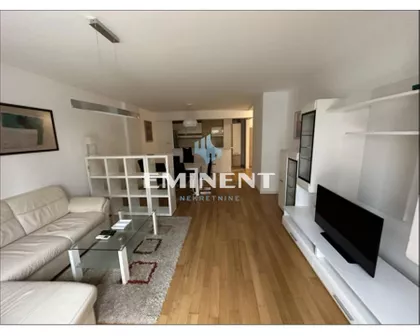 Uroša Martinovića | 4zida.rs