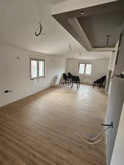 Železnik | 4zida.rs