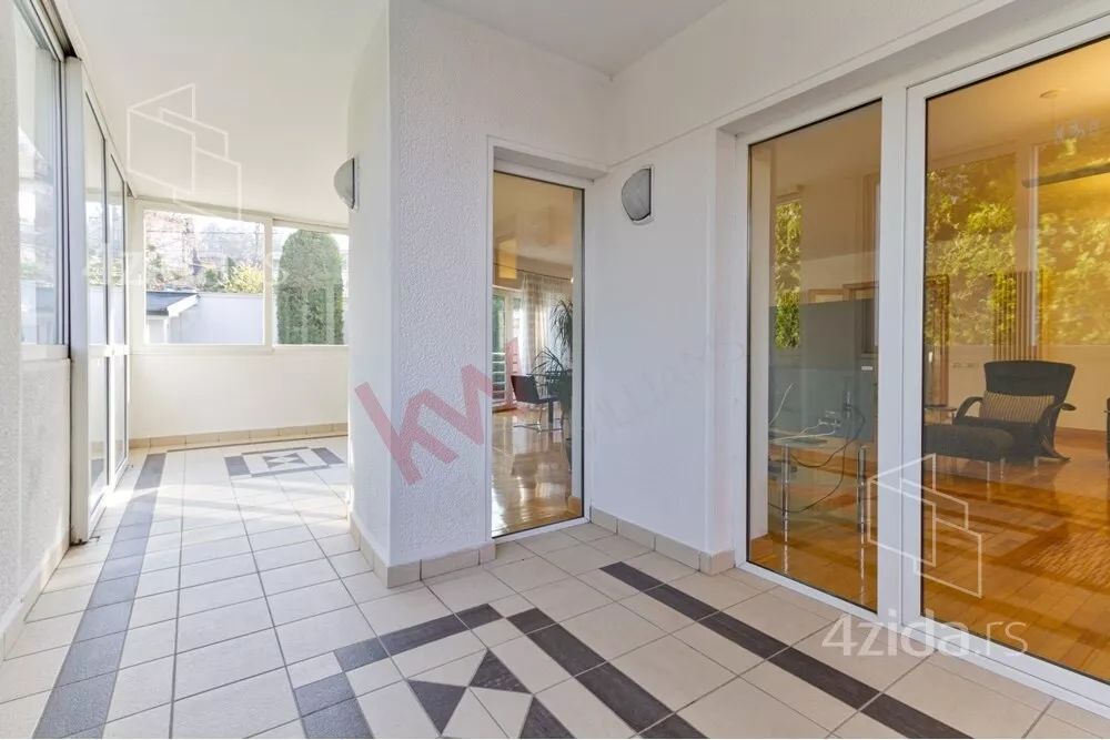 4-etažna kuća | 4zida