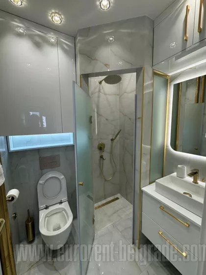 CRVENI KRST | 4zida.rs