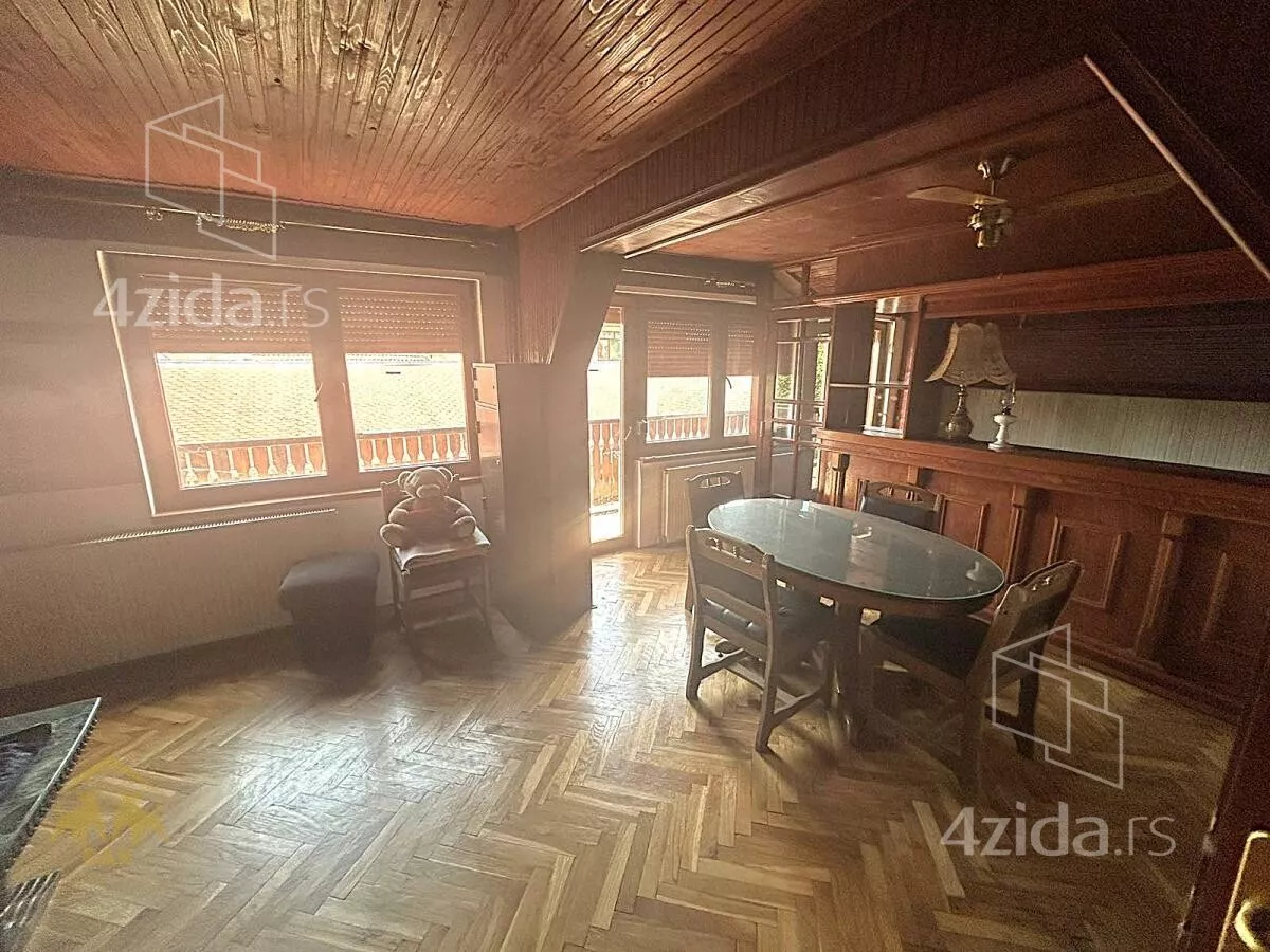 Kuća | 4zida
