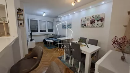 Poenkareova | 4zida.rs