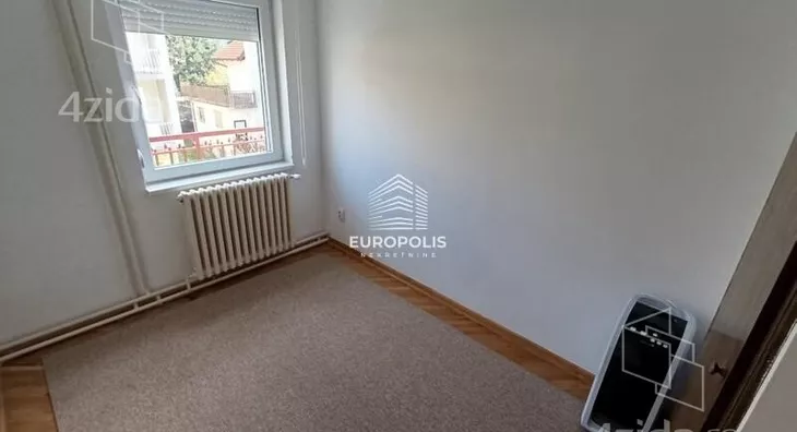 5-etažna kuća | 4zida