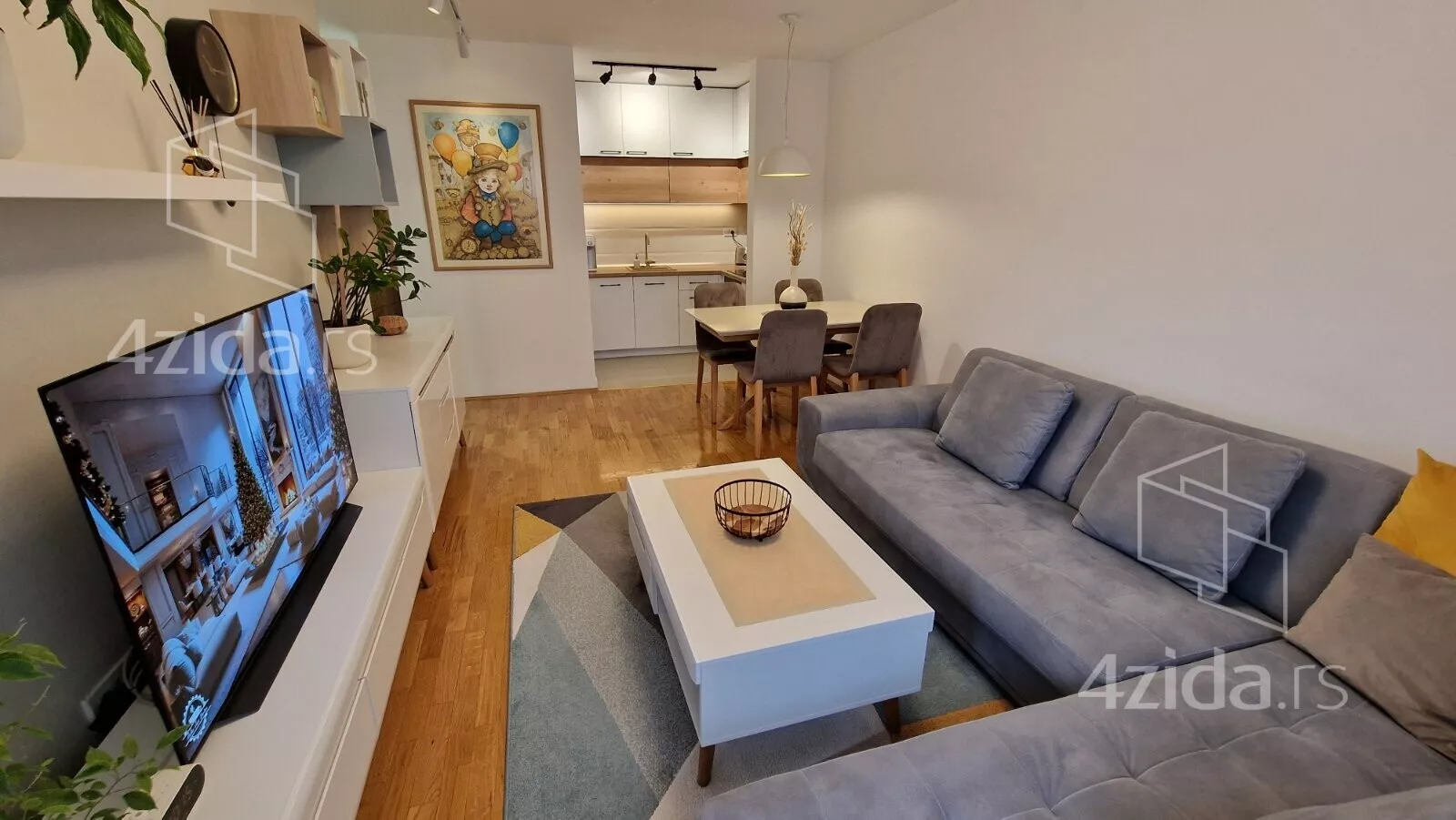 Jednoiposoban stan | 4zida