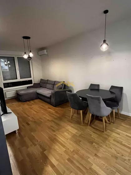 Novo Naselje | 4zida.rs