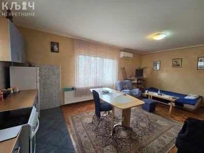 Vašarište | 4zida.rs