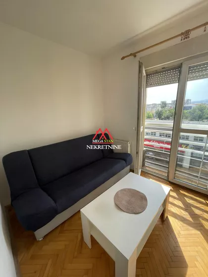 Bulevar Cara Lazara | 4zida.rs