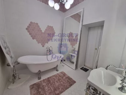 Njegoševa | 4zida.rs