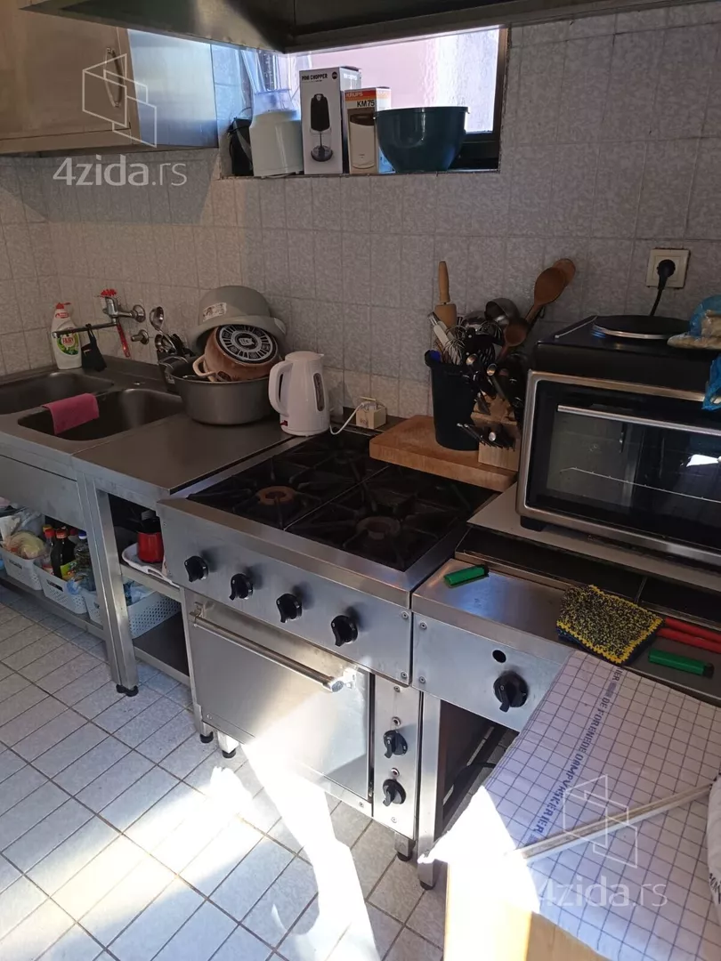 Ugostiteljski objekat | 4zida