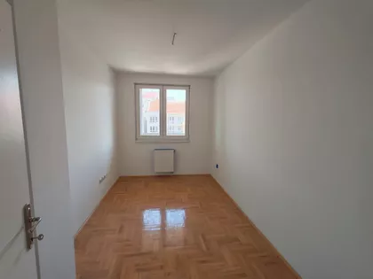 Bulevar Zona 3 | 4zida.rs