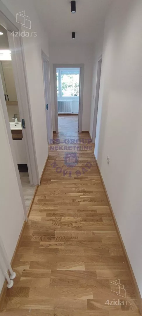 Četvoroiposoban stan | 4zida