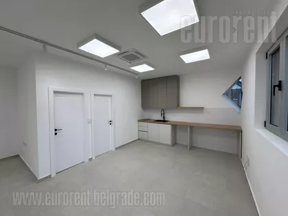 BANOVO BRDO | 4zida.rs