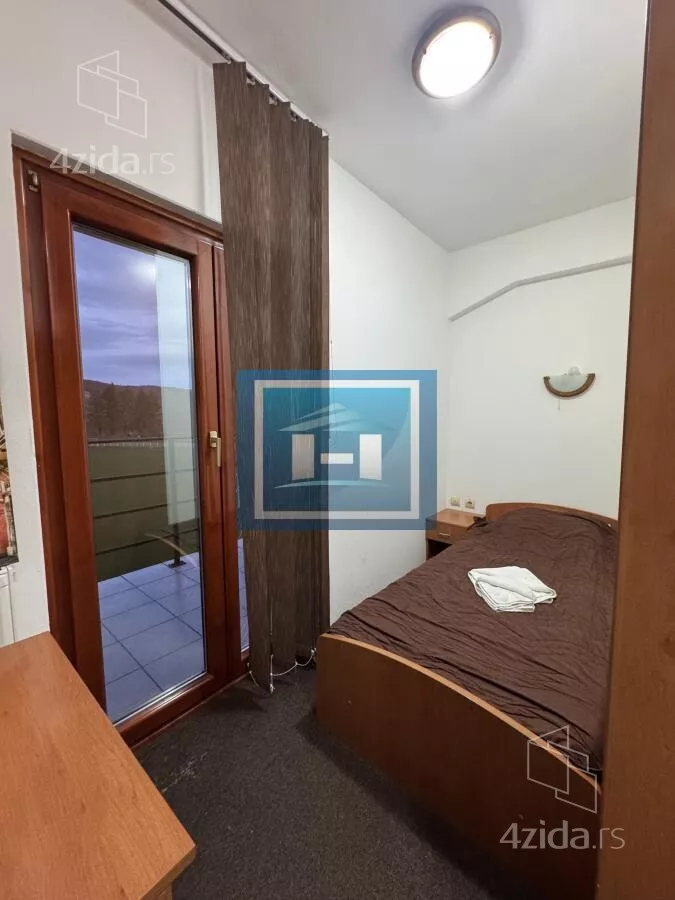 Ugostiteljski objekat | 4zida