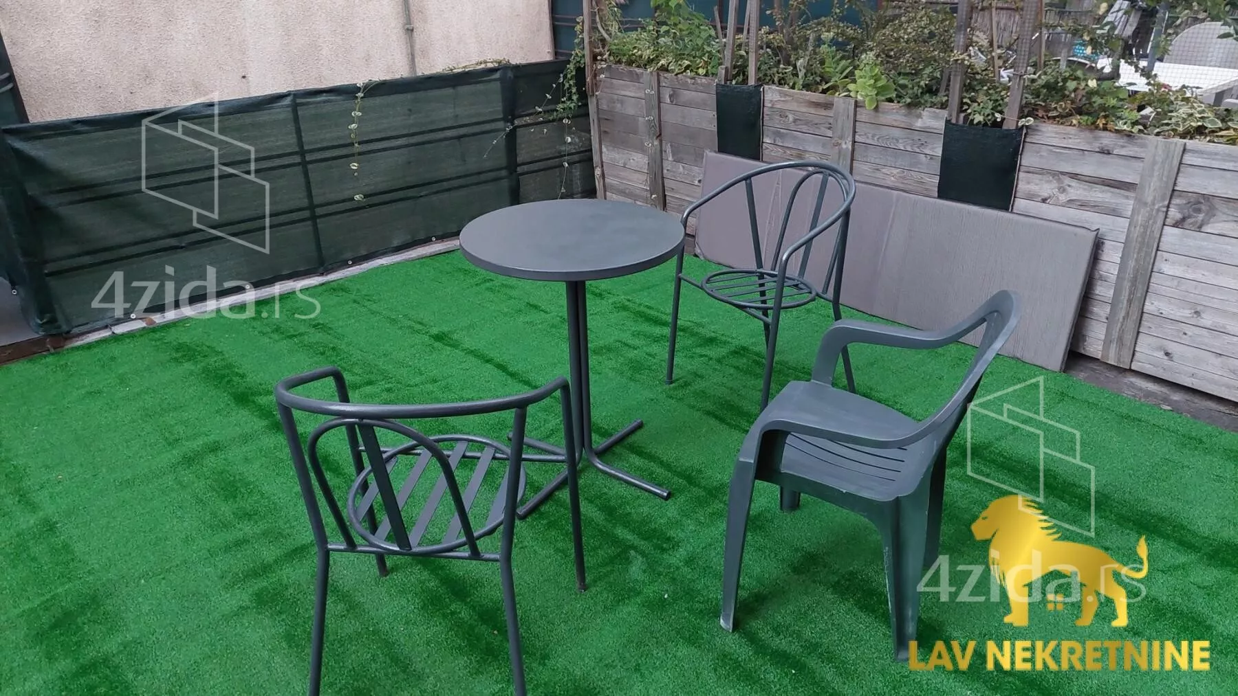 Jednoiposoban stan | 4zida