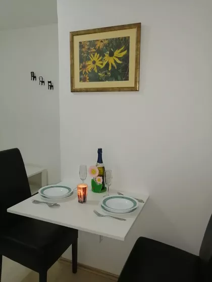 Momčila Milovanovića | 4zida.rs