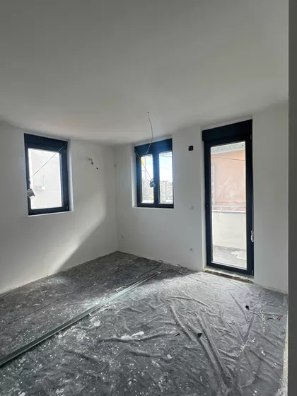 Novi Banovci | 4zida.rs