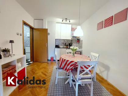 Cara Dušana | 4zida.rs