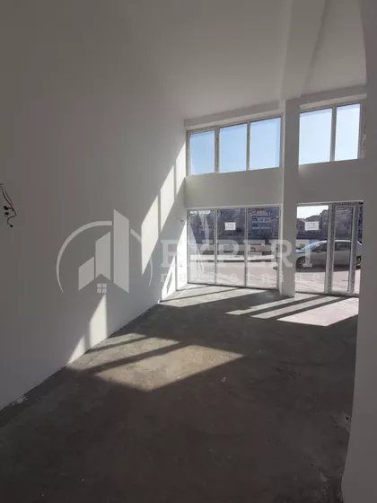 Cetinjska | 4zida.rs