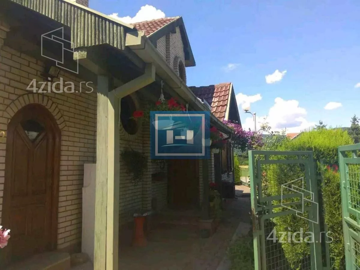 Kuća | 4zida