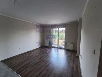Slavonska | 4zida.rs