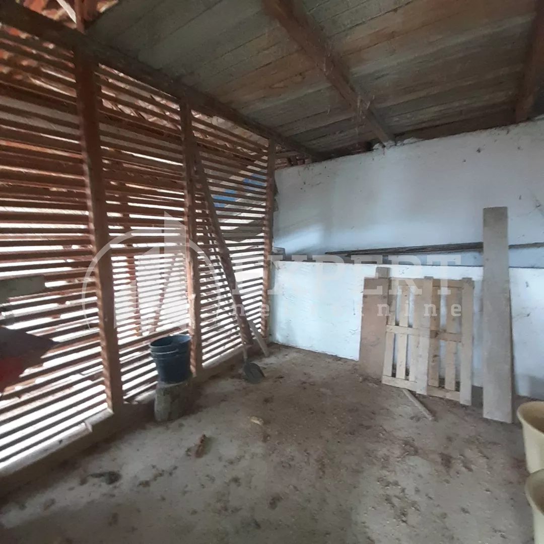 1etažna kuća na prodaju, Čečina, 19.000€, 176m² 4zida