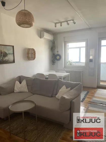 Bulevar Oslobođenja | 4zida.rs