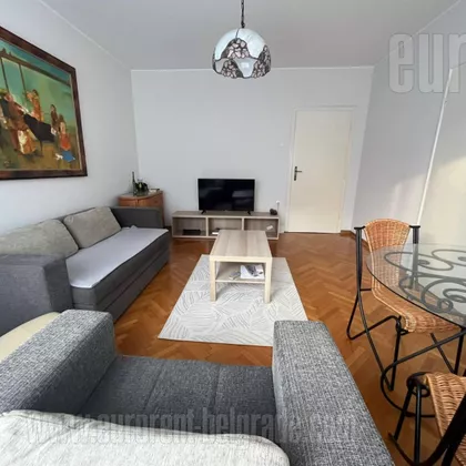 KNEZ MIHAILOVA | 4zida.rs