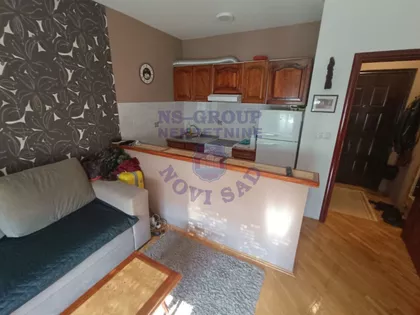 Cara Dušana | 4zida.rs