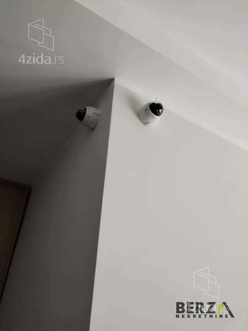 Četvoroiposoban stan | 4zida