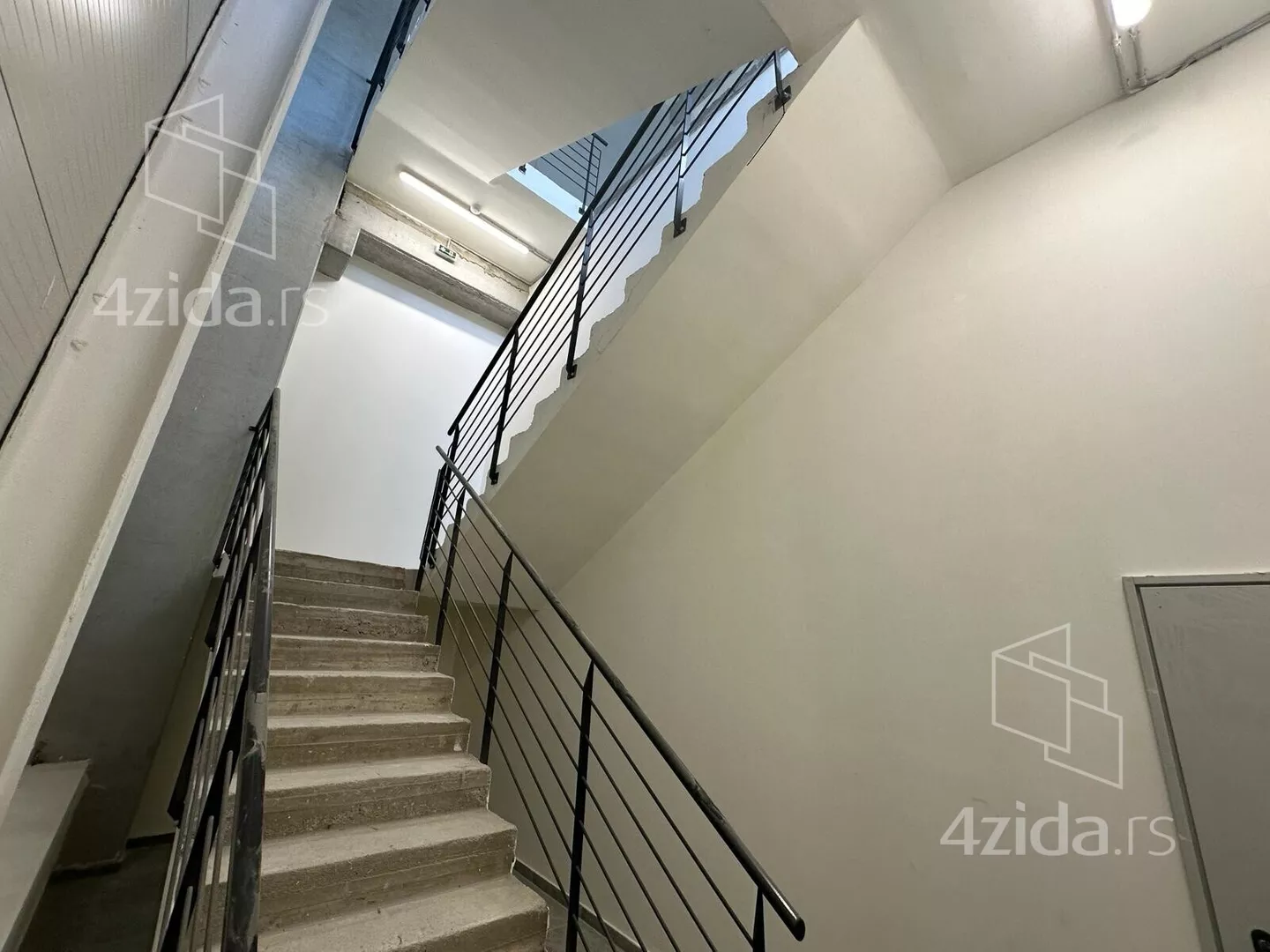 Magacin | 4zida