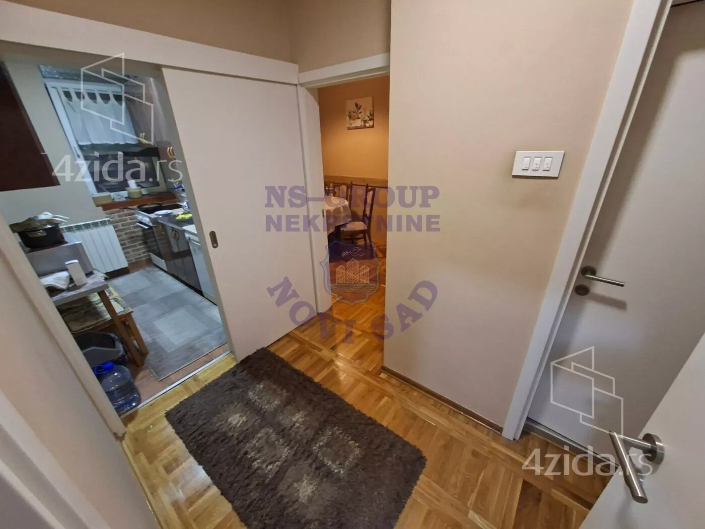 Četvoroiposoban stan | 4zida