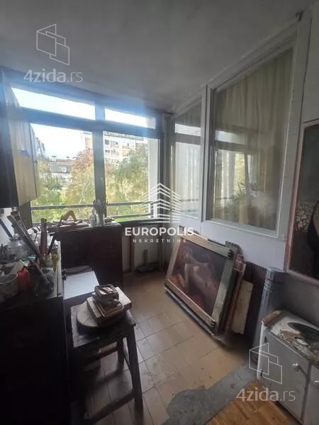 Troiposoban stan | 4zida