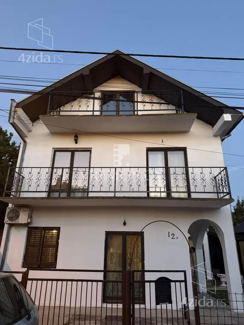 3-etažna kuća | 4zida