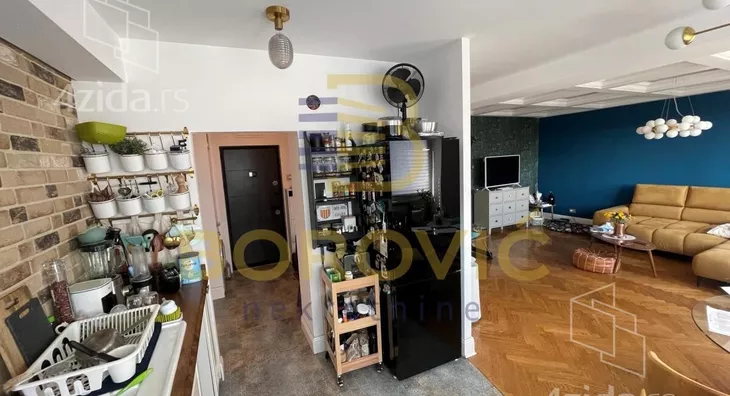 Petosoban stan | 4zida