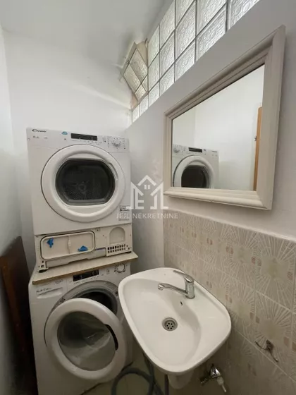Sremska Kamenica | 4zida.rs