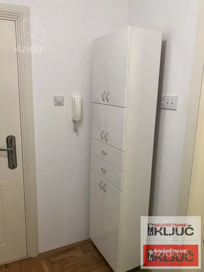 Garsonjera | 4zida