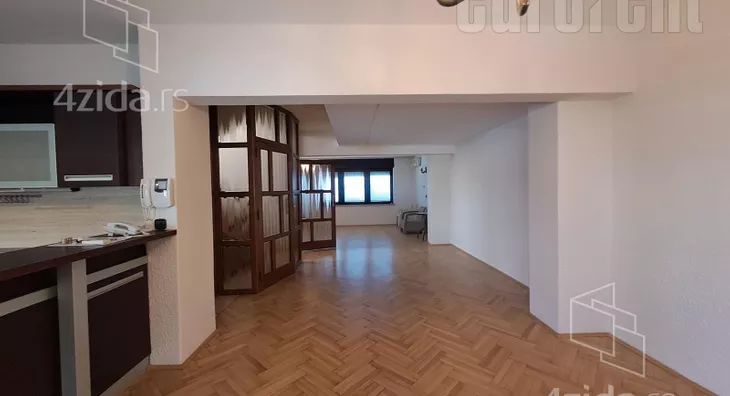 4-etažna kuća | 4zida