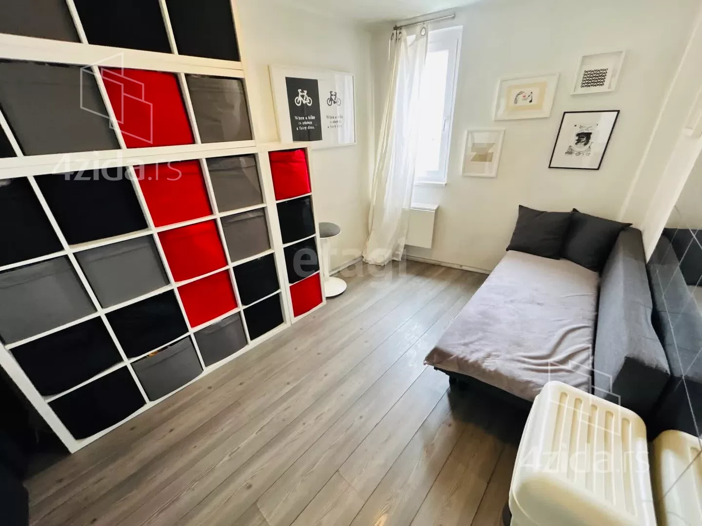 Jednoiposoban stan | 4zida