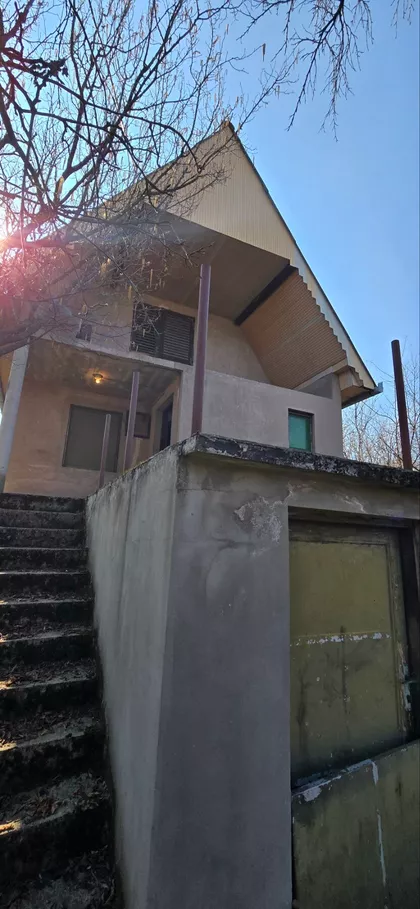 Zlatna Ruža bb | 4zida.rs
