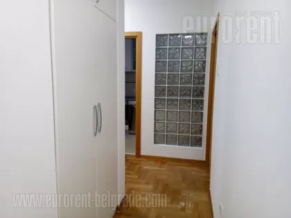 DONJI DORĆOL | 4zida.rs