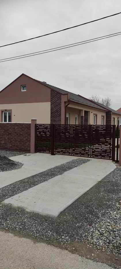 Branimira Krnjajića 16A | 4zida.rs