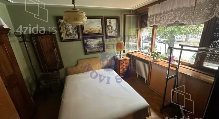 Petosoban stan | 4zida