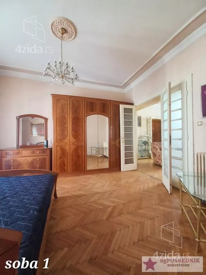 Četvoroiposoban stan | 4zida