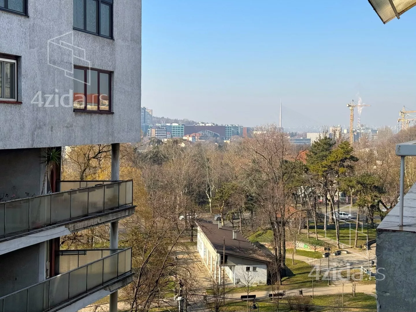 Četvorosoban stan | 4zida