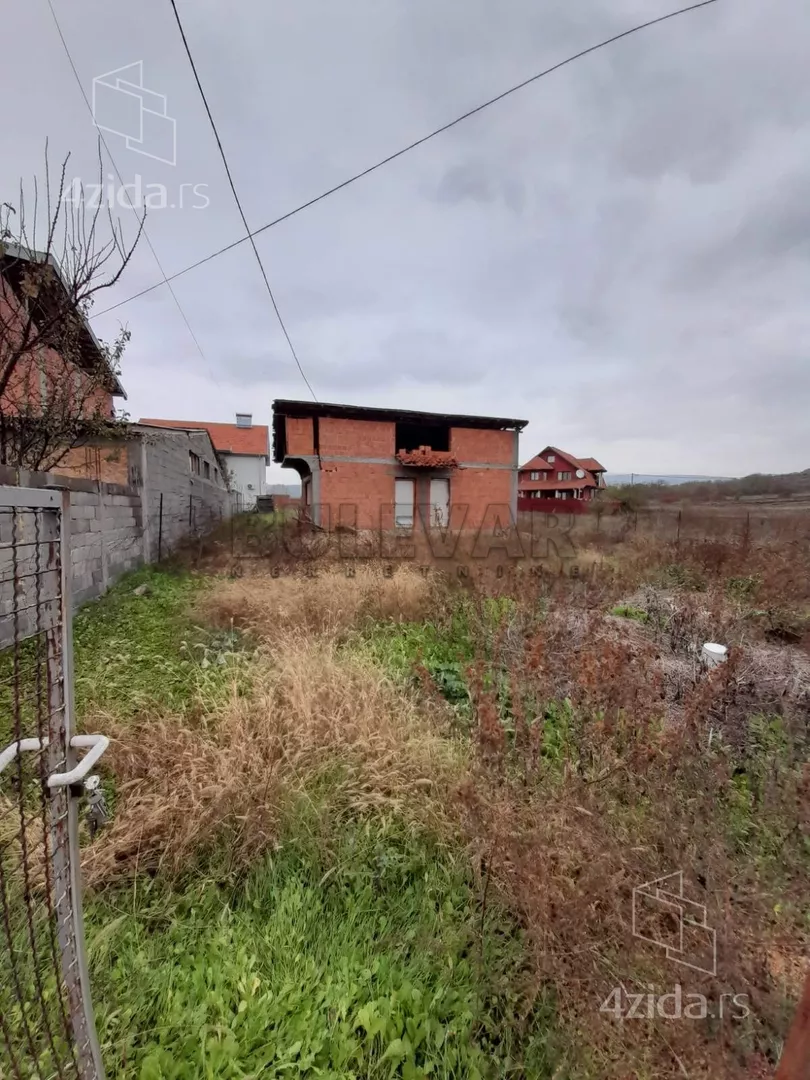Građevinsko zemljište | 4zida